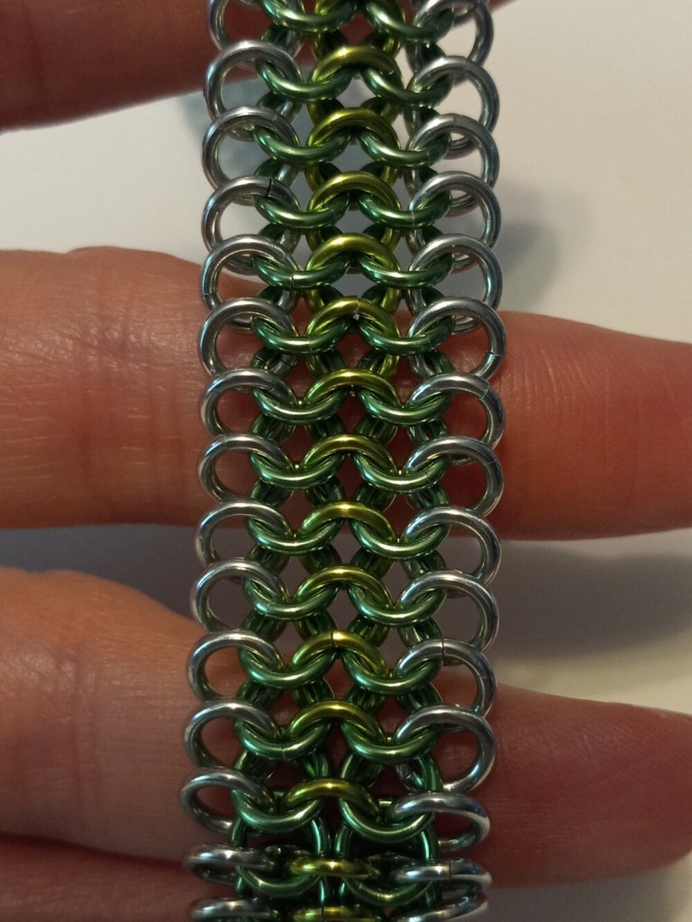 Green, Yellow, & Silver chain mail bracelet - Picture 3 of 10